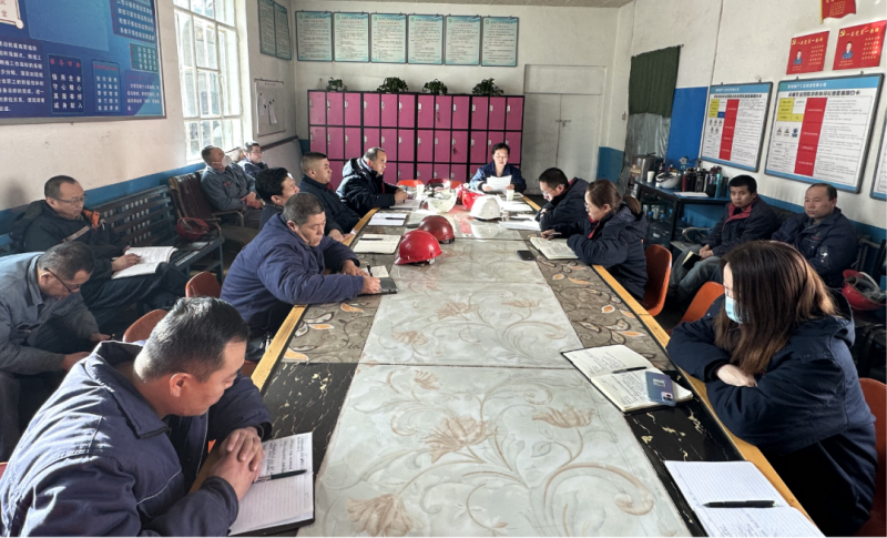 對(duì)標(biāo)對(duì)表新要求 主動(dòng)作為抓落實(shí)&mdash;&mdash;物產(chǎn)工投公司紀(jì)委召開(kāi)學(xué)習(xí)貫徹中紀(jì)委、省紀(jì)委二次全會(huì)精神專題會(huì)議暨節(jié)前廉政教育警示會(huì)