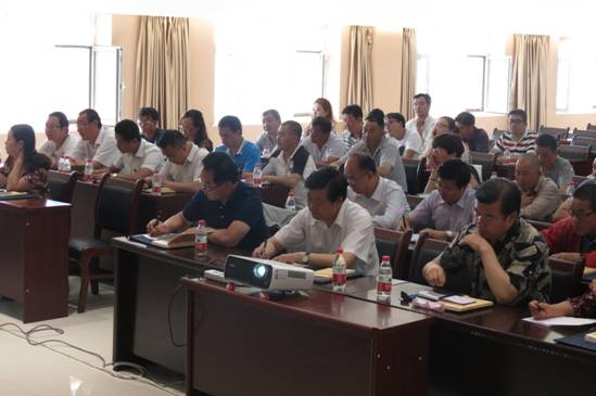 加強(qiáng)業(yè)務(wù)培訓(xùn)，提升工作能力